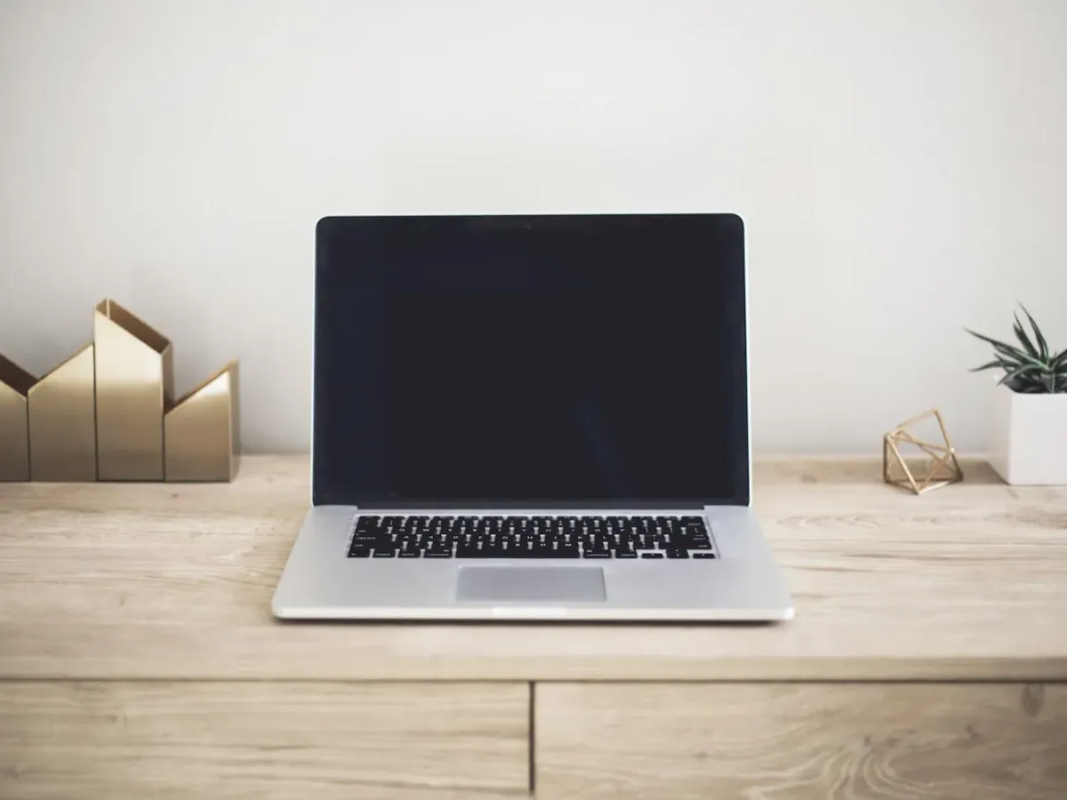 Salam logistics platform on a laptop